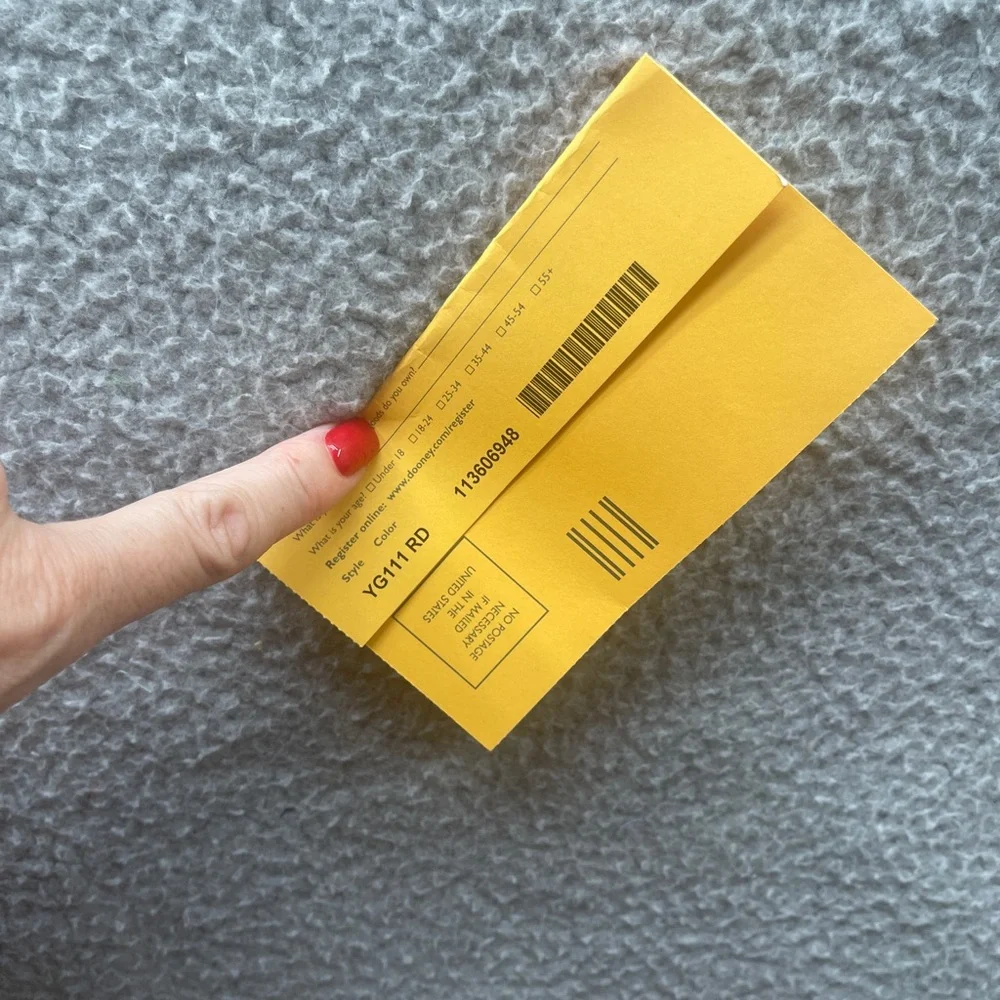 Dooney & Bourke Red Black Wristlet Scottie dogs COA - Picture 7 of 13